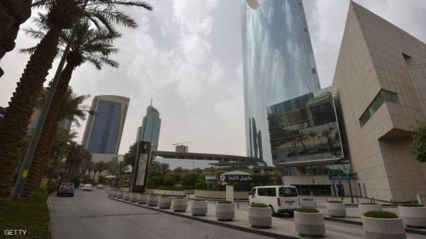 السعودية تعلن عقوبات المخالفين لحظر التجول