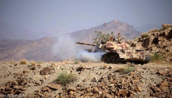 المليشيات الحوثية تتراجع غرب مأرب.. والجيش يحرر موقعين في صرواح
