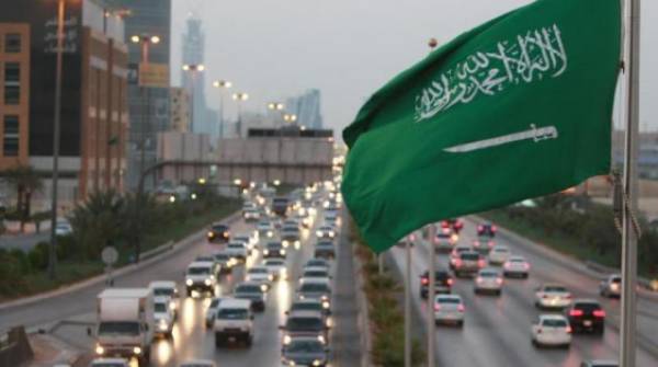 للمقيمين اليمنيين بالسعودية .. هذه هي قائمة المهن التي تم إلغاء نظام الكفيل عنها مع بداية عام 2020 م..!؟