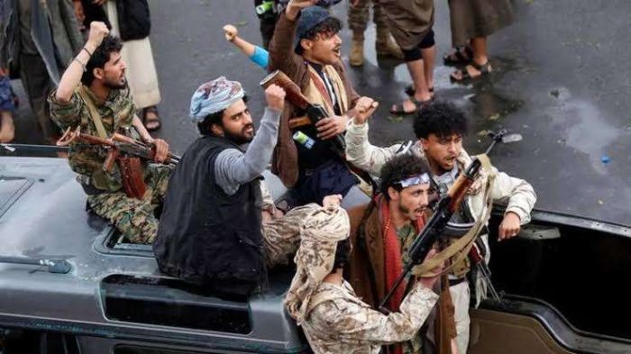  مليشيا الحوثي تجمع جبايات الاحتفال بالمولد النبوي وتكفر الممتنعين عن الدفع
