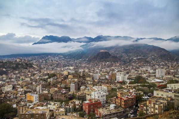 اليوم في تعز.. مليشيا الحوثي تقتل طفلة وتصيب شقيقتها ووالديها  