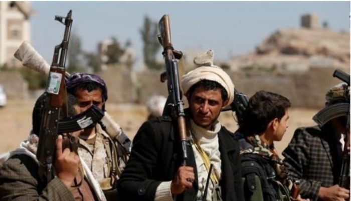 عصابة الحوثي تستعد لإقرار 3 مشاريع قوانين جديدة لنهب اموال اليمنيين
