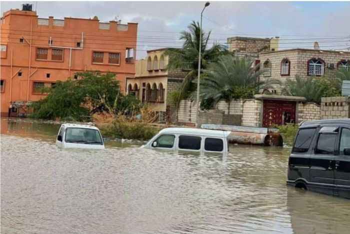 شبح السيول يهدد المحافظات اليمنية بالكوارت .. ومعالجات حكومية ترحل وتفاقم المشكلة