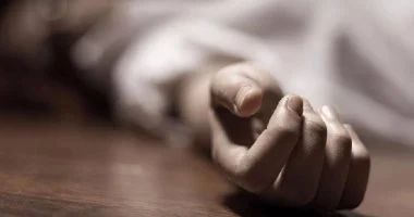 امرأة تنهي حياتها في الحديدة نتيجة القهر الحوثي