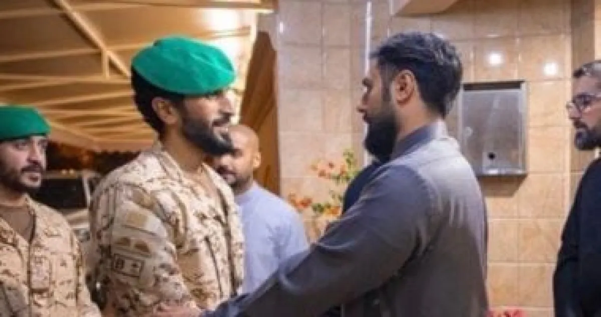 مستشار الأمن الوطني البحريني ينقل تعازي الملك لأسرة ضحية "العدوان الإيراني"