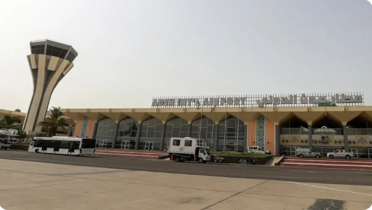 وزير النقل يصدر قرارات بتكليف قيادة جديدة لمطار عدن الدولي