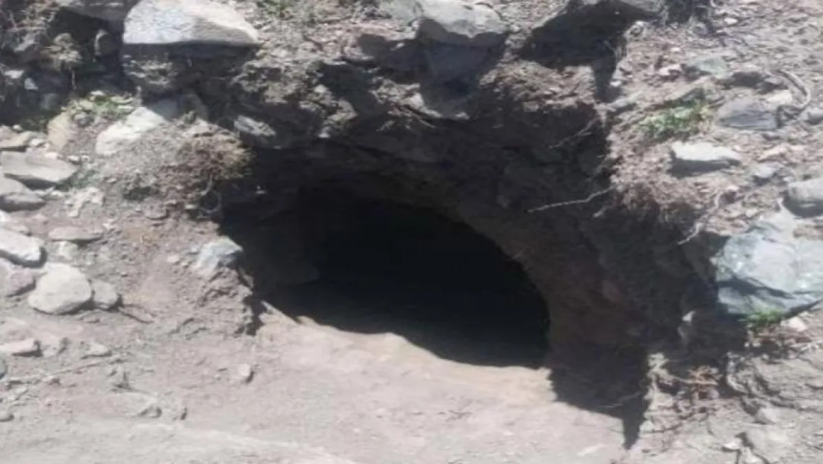 نهب قطع أثرية من مدينة ظفار التاريخية شرق إب