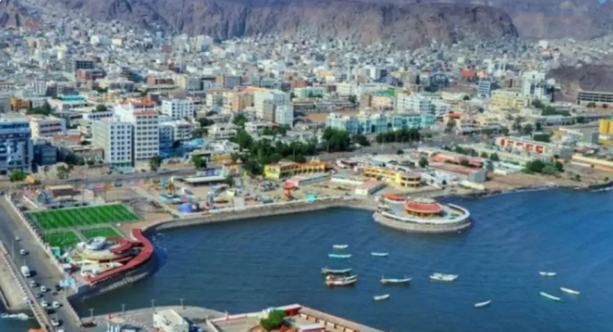 لماذا لم يتم التخلص من مليشيا الحوثي حتى اليوم؟ .. "حرب الفنادق".. حيث تنتهي المعارك قبل أن تبدأ، وتُحسم الأزمات في صالات "الاستقبال