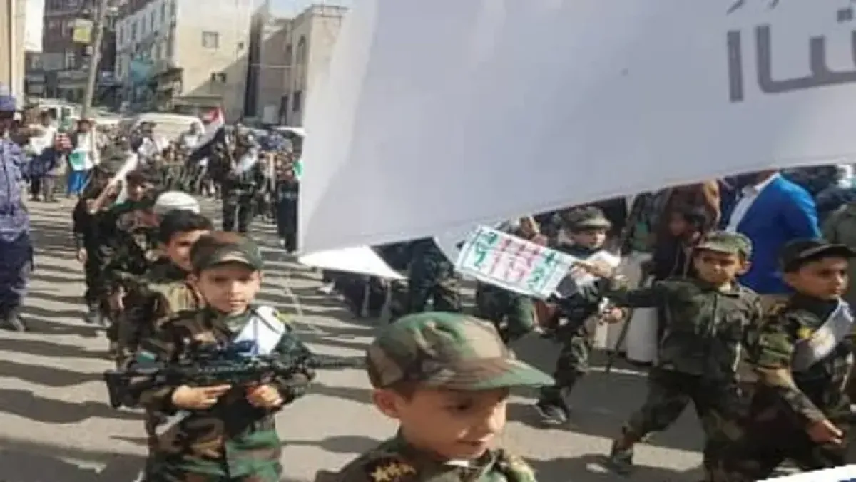 الحوثيون يعززون "التعبئة": آلاف المدنيين في دائرة التجنيد