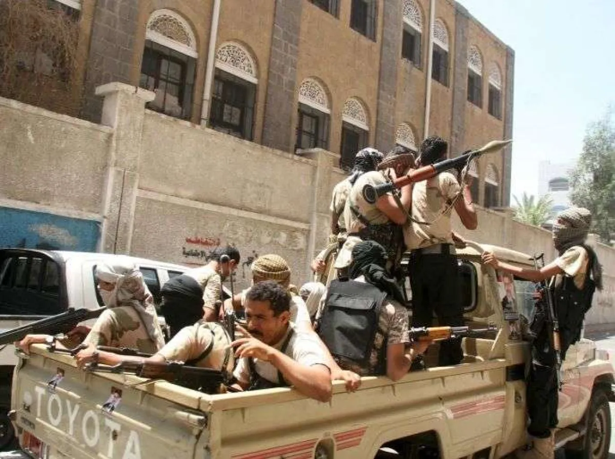 المنسيون فوق القمم: مدارس ومستشفيات "تسكنها الأشباح"مشروع تدميري تتبناه مليشيا الحوثي