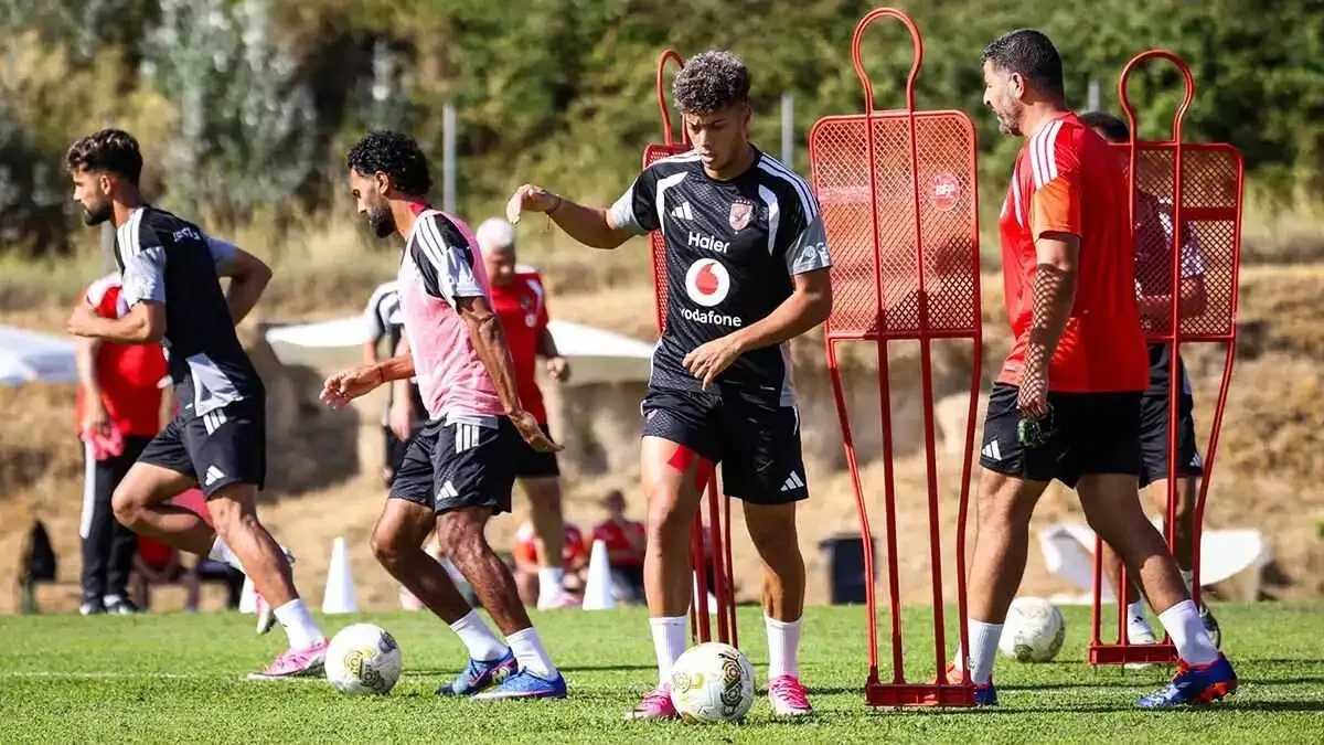 إمام عاشور يصر على الرحيل.. والأهلي يحدد شرطه المالي